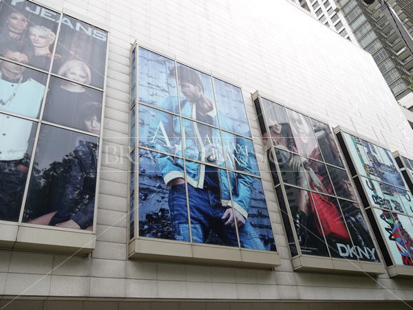 Armani Jeans (Raja Chulan Glass Lightbox)