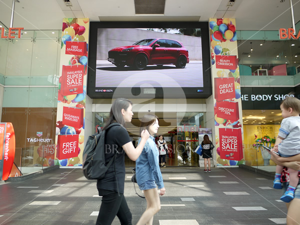 Porsche (F88 Outdoor Led Screen)