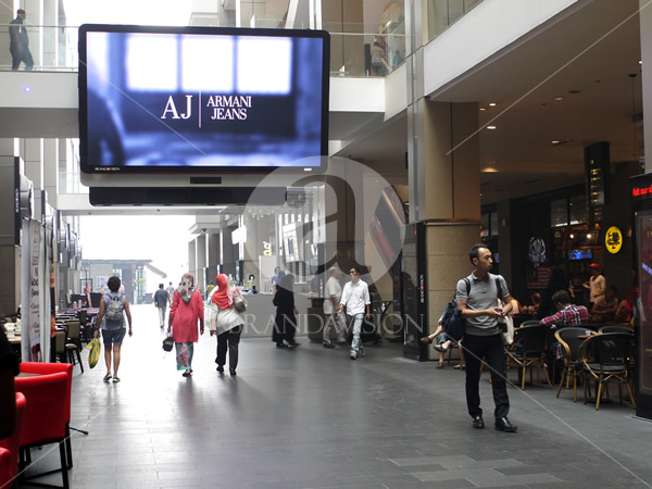 Armani Jeans (PKL Led Screen)